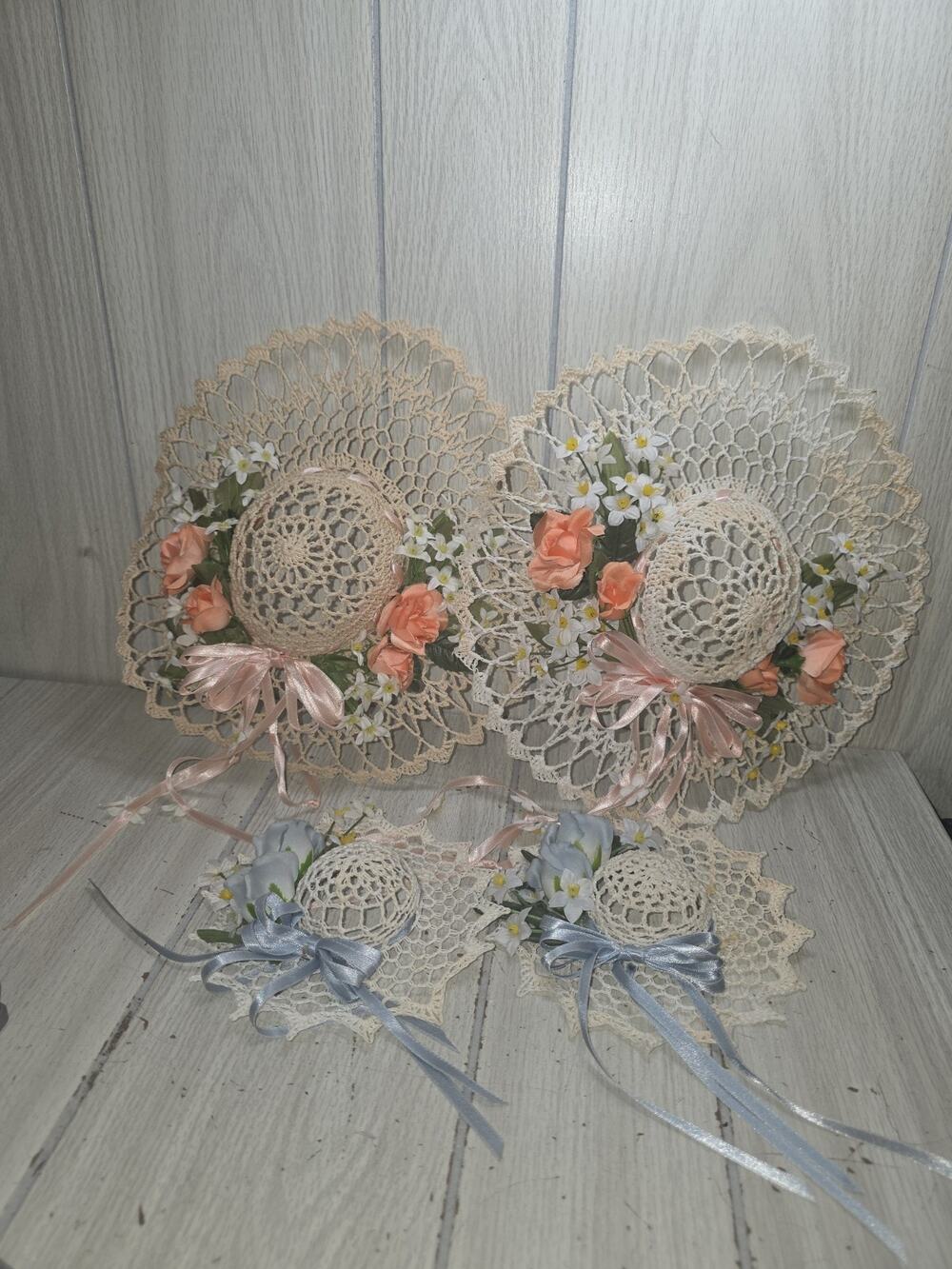 Vtg Hand Crocheted Starched Shabby Chic Decorated Hats Boho Heritage Set 4 Read